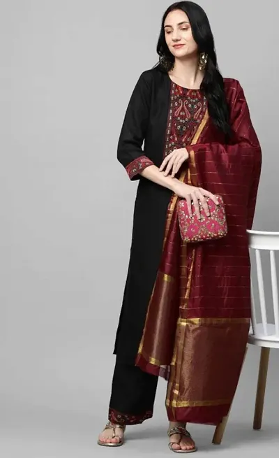 Designer Chuniya Collection Fabric Kurta Set With Dupatta