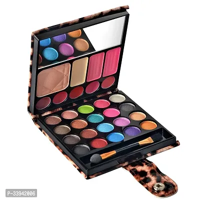 Beautiful Colored Eye Shades Makeup Kit