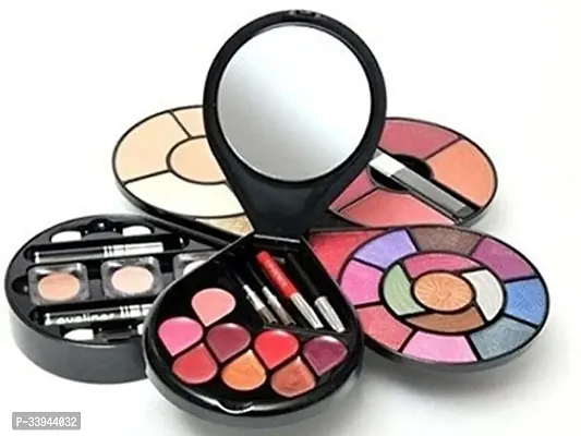 Beautiful Colored Eye Shades Makeup Kit