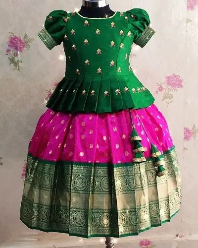 Girls Jaquard Lehenga Cholis 