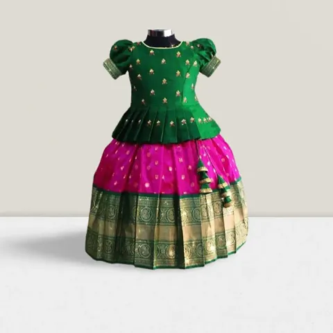 Girls Jaquard Lehenga Cholis 