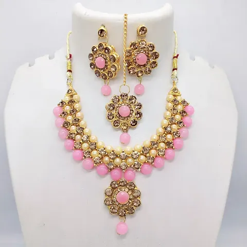 Shimmering Alloy Kundan Pearl Jewellery Set For Women