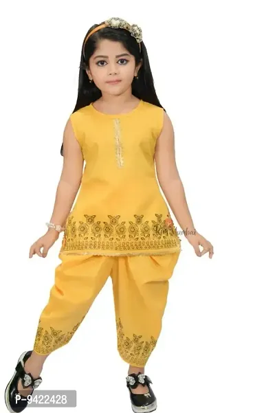 Stylish Girl Kurta Pant Set