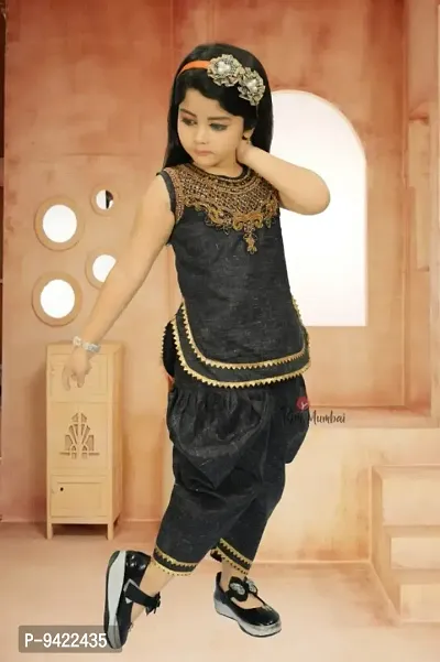 Stylish Girl Kurta Pant Set