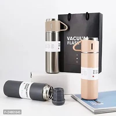 VACCUM FLASK WITH 3 SETS OF CUP 500 ml Flask (MULTICOLOUR)