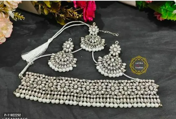 Elegant Silver Choker Jewellery Set For Women