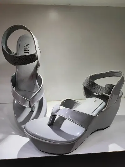 Trendy Sandals For Women 