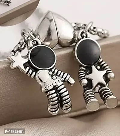 AJS I Love You 2 Pcs Magnetic Valentines Day Mutual Attraction Broken Heart Shape Romantic Love Couples Promise 2 In 1 Duo Round Ball Spaceman Astronaut Pendant Locket With Chain-thumb5