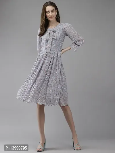 Aarika Womens Grey Color Georgette Floral Dress