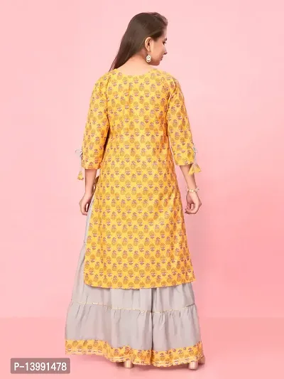 Aarika Girls Yellow-Grey Colour Cotton Printed Kurti Skirt Set-thumb4