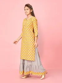 Aarika Girls Yellow-Grey Colour Cotton Printed Kurti Skirt Set-thumb1