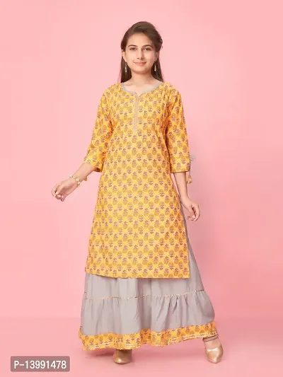 Aarika Girls Yellow-Grey Colour Cotton Printed Kurti Skirt Set
