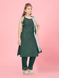 Aarika Girls Green Colour Stripe Rayon Kurti Pant Set-thumb2