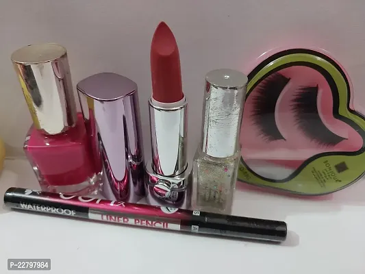 Combo Pack Of A Very Good Quality Of Makeup Products.
