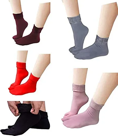 QSN STUFF Multicolour Velvet Winter Thermal Thumb socks for Women Girls (Pack of 5 Pairs)