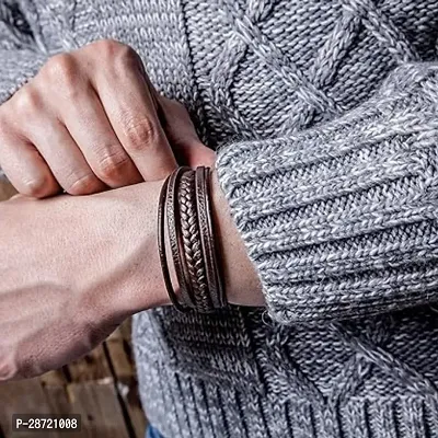 Adjustable with Magnetic Clasp Genuine Brown Leather Bracelet Gift For Men and Boys