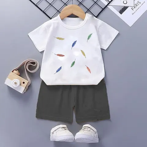 Fabulous Blend T-Shirts with Shorts For Boys