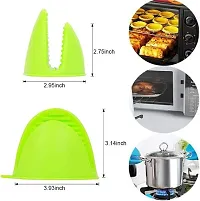 Set of 2 Silicone Microwave Oven Heat Resistant Pinch Grip Mitten Oven Mitt Gripper Grip Gloves Kitchen Pot Holder (Green)-thumb1