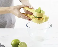 Useful Manual Squeeze And Twist Hand Juicer Machine For Lemon, Orange, Citrus, Fruits, And Vegetables Lime Squeezer-thumb3