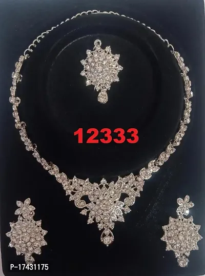 AD Studded Floral Style Necklace Set With Earrings Mangtikka