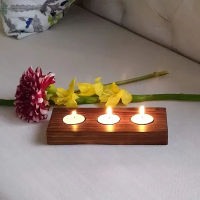 Anvi Decor Wooden Traditional Fancy Tea Light Holder/ Table Deacute;cor / Home Decor Lamp.