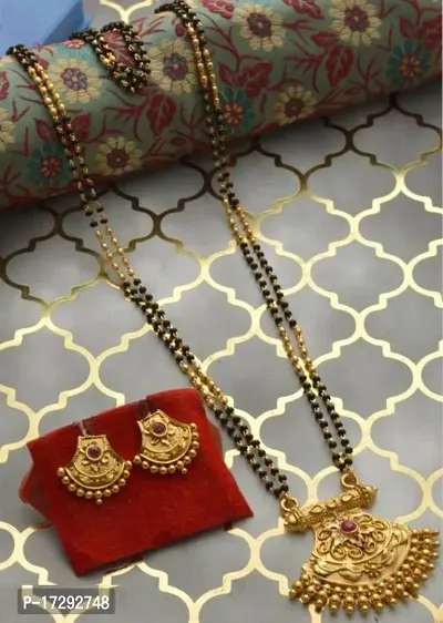 Stylish Golden Alloy Embellished Jewellery Set For Women