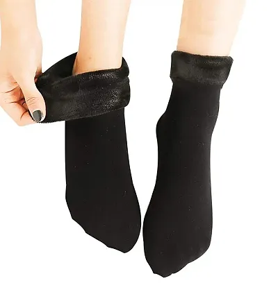 Trending And Fashionable Woolen socks