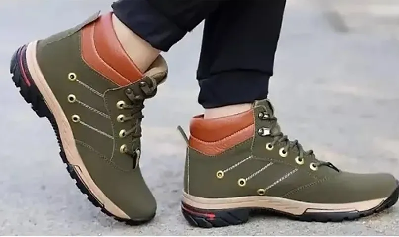 Top Selling Flat Boots For Men 
