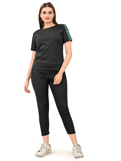 Trendy Women's Activewear 