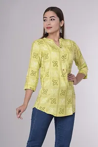 Women Stylish Viscose Rayon Printed Top-thumb1