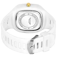 Stylish White Rubber Analog Watches For Men-thumb4