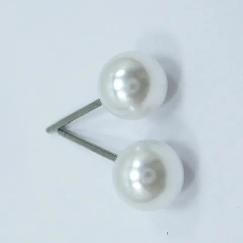 Latest Style Plated Stud Earrings For Girls Rakhi Special Alloy Stud Earring