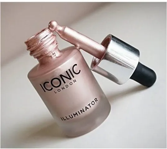 Iconic illuminator Highlighter For Makeup