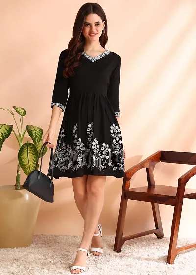 Trendy Embroidery Knee Length Dress