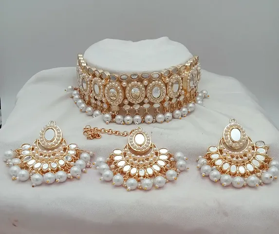 Necklace, Earring Maang Tikka Set