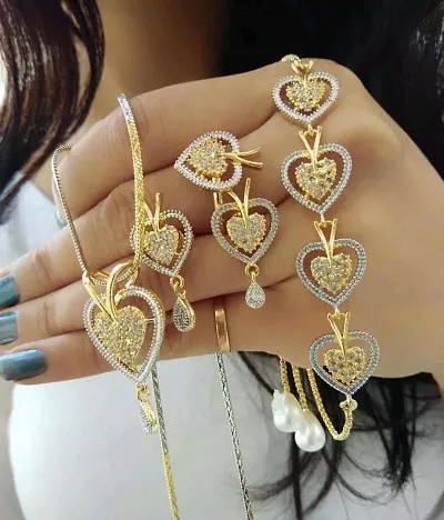 Fancy Classy Gold Plated Alloy Jewellery Set
