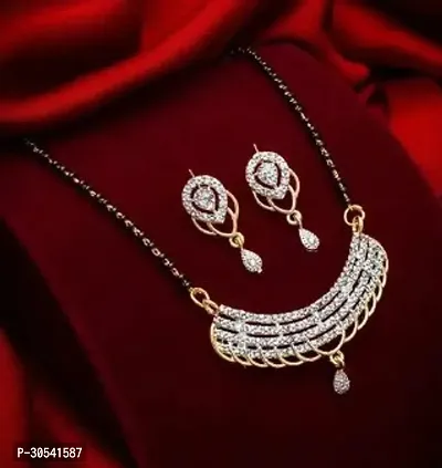 Stylish Golden Alloy Jewellery Set For Women-thumb0