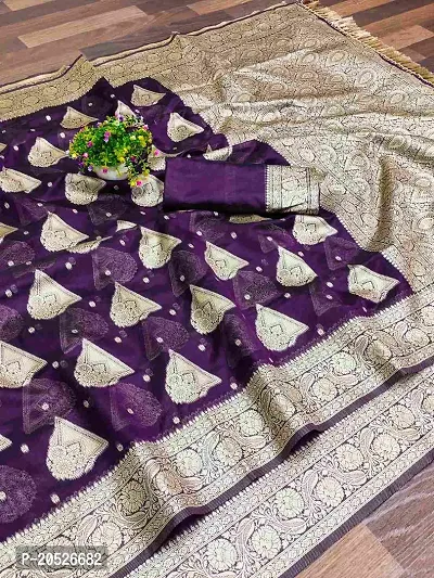 Stylish Silk Blend Zari Saree With Blouse Piece For Women