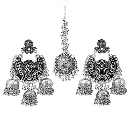 Traditional Stylish Earrings With Mangtika Set