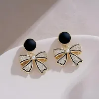 Stylish Korean Butterfly Ear Crawler Cuff Earrings For Women And Girls.-thumb3