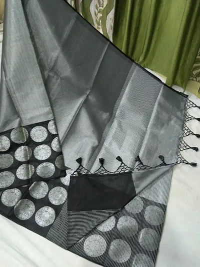 Beautiful Tissue Saree with Blouse piece