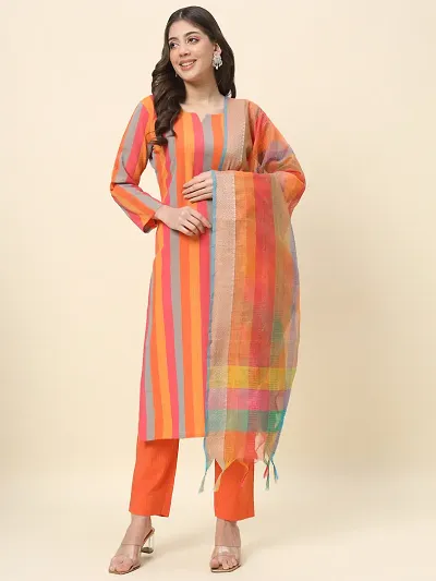 Trandy Kurta Set For Women