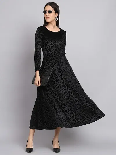 Hot Selling Maxi Length Solid Velvet Dresses