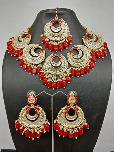 Stylish Meeno Kundan Alloy Necklace Sets