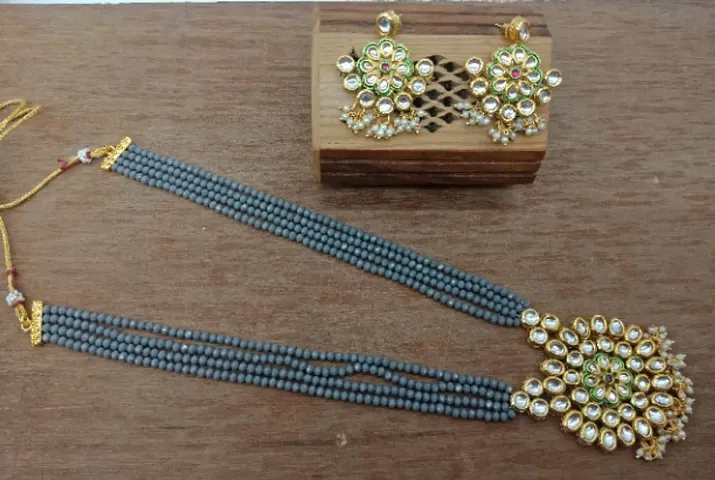 Modern Alloy Kundan Choker Jewellery Set