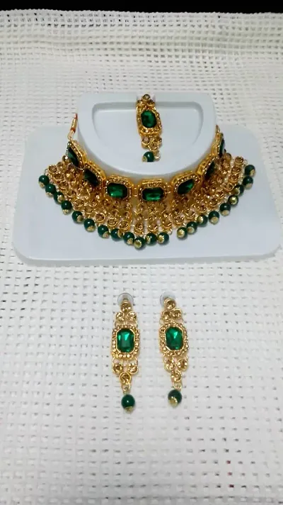 Stylish Brass Jewellery Set For Women