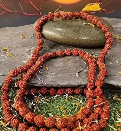 Alluring Wood No Stone Rudraksha Chain For Men