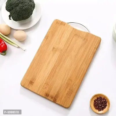 Wooden Bamboo Cutting Board with Handle for Kitchen Fruits  Vegetables  Fish  Chicken  Meat  pack of 1  Brown