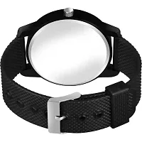 Rubber Strap Sporty Look Mens Analog Watch For Men-thumb3