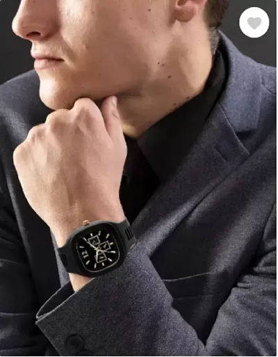 Stylish Analog Men's Watch